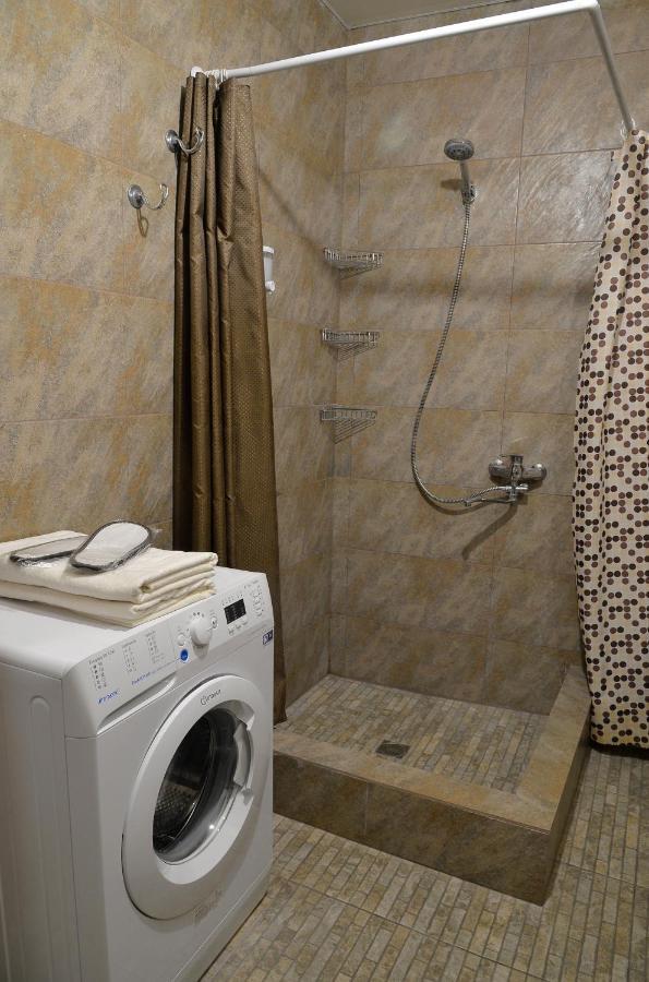 Natia'S Apartment On Dadiani St. Tbilisi Ngoại thất bức ảnh