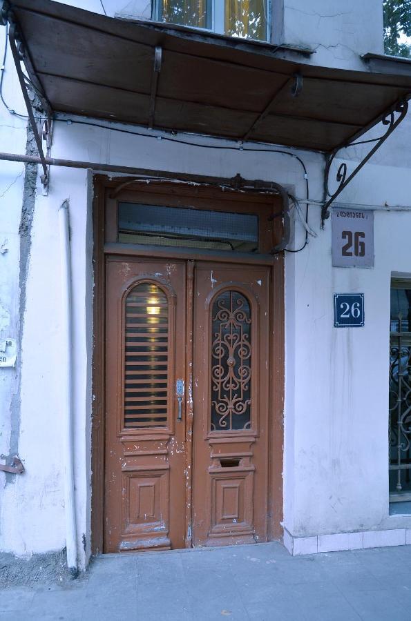 Natia'S Apartment On Dadiani St. Tbilisi Ngoại thất bức ảnh