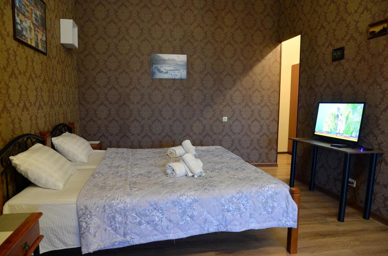 Natia'S Apartment On Dadiani St. Tbilisi Ngoại thất bức ảnh
